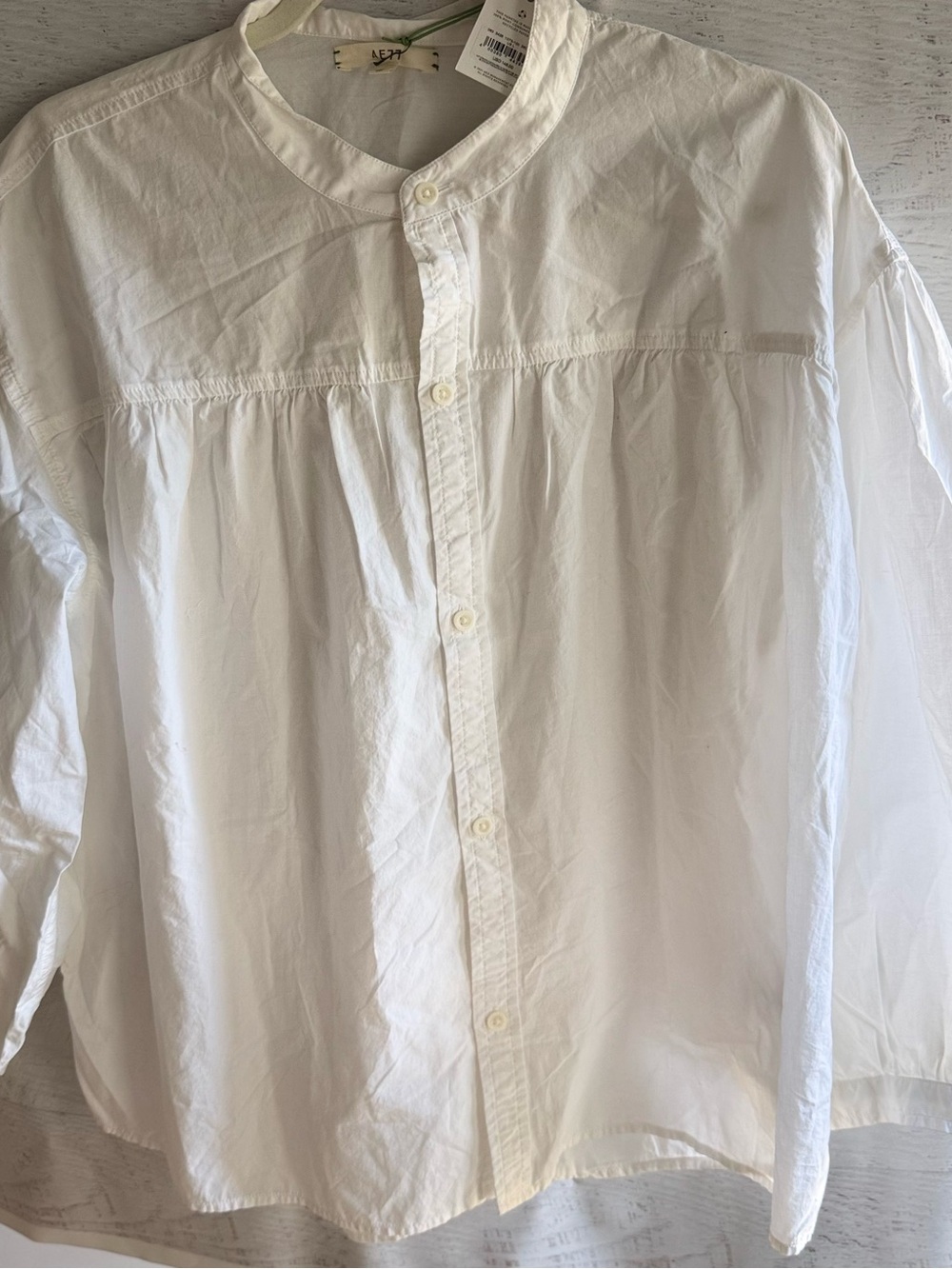 AE77 White Band-Collar Button-Up Blouse